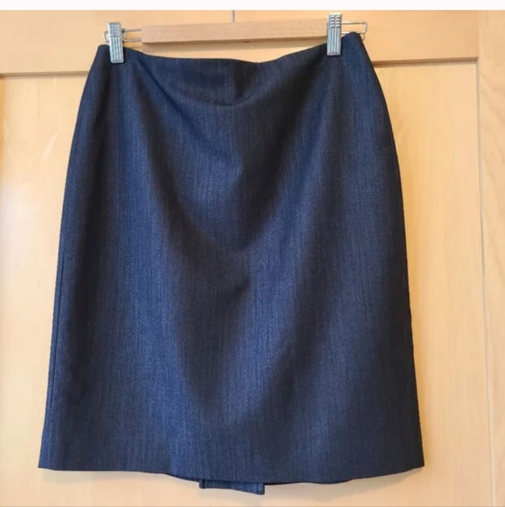 Anne Klein Pencil Skirt, Size 6, Navy Blue, EUC
